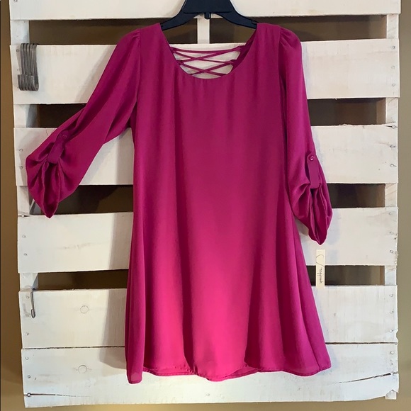 🔥4 for $20🔥 NWT Lace-up back shift dress - Picture 5 of 8